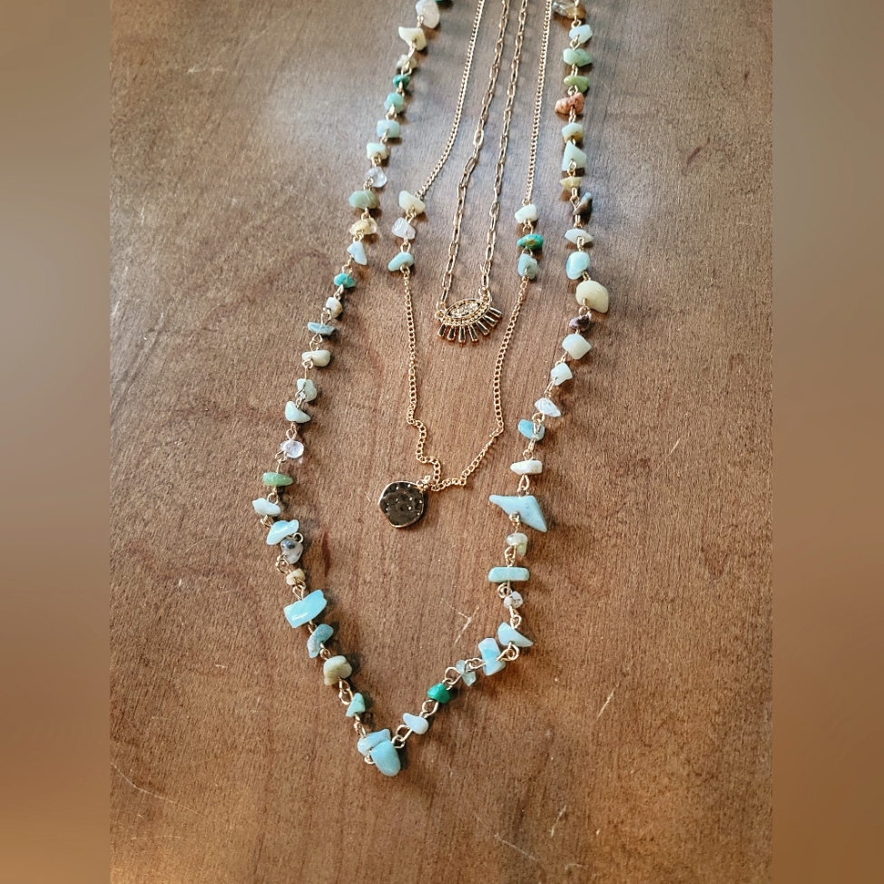 Nwot Cato Necklaces Set Of 3 Semi-Precious Stones With Goldtone Metal Set 2 10$